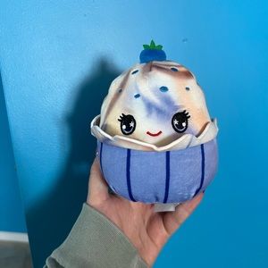 Squishmallow 5” Scented Cupcake Blueberry Muffin Plush Toy